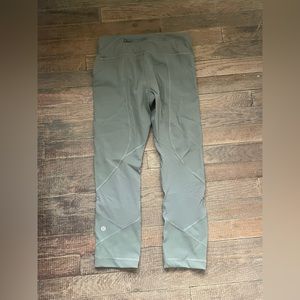 Lululemon leggings 23”